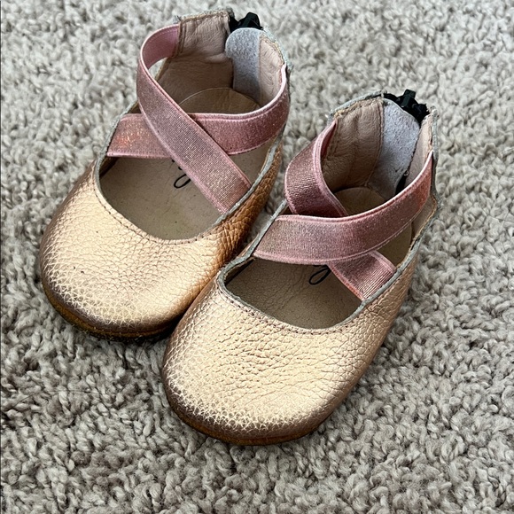 Monkey Feet Rose Gold Leather Baby Ballet Flat Shoes - Picture 1 of 6